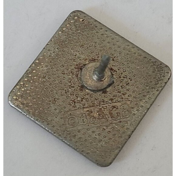 Beer Crossing Vintage Lapel Pin - Picture 3 of 3